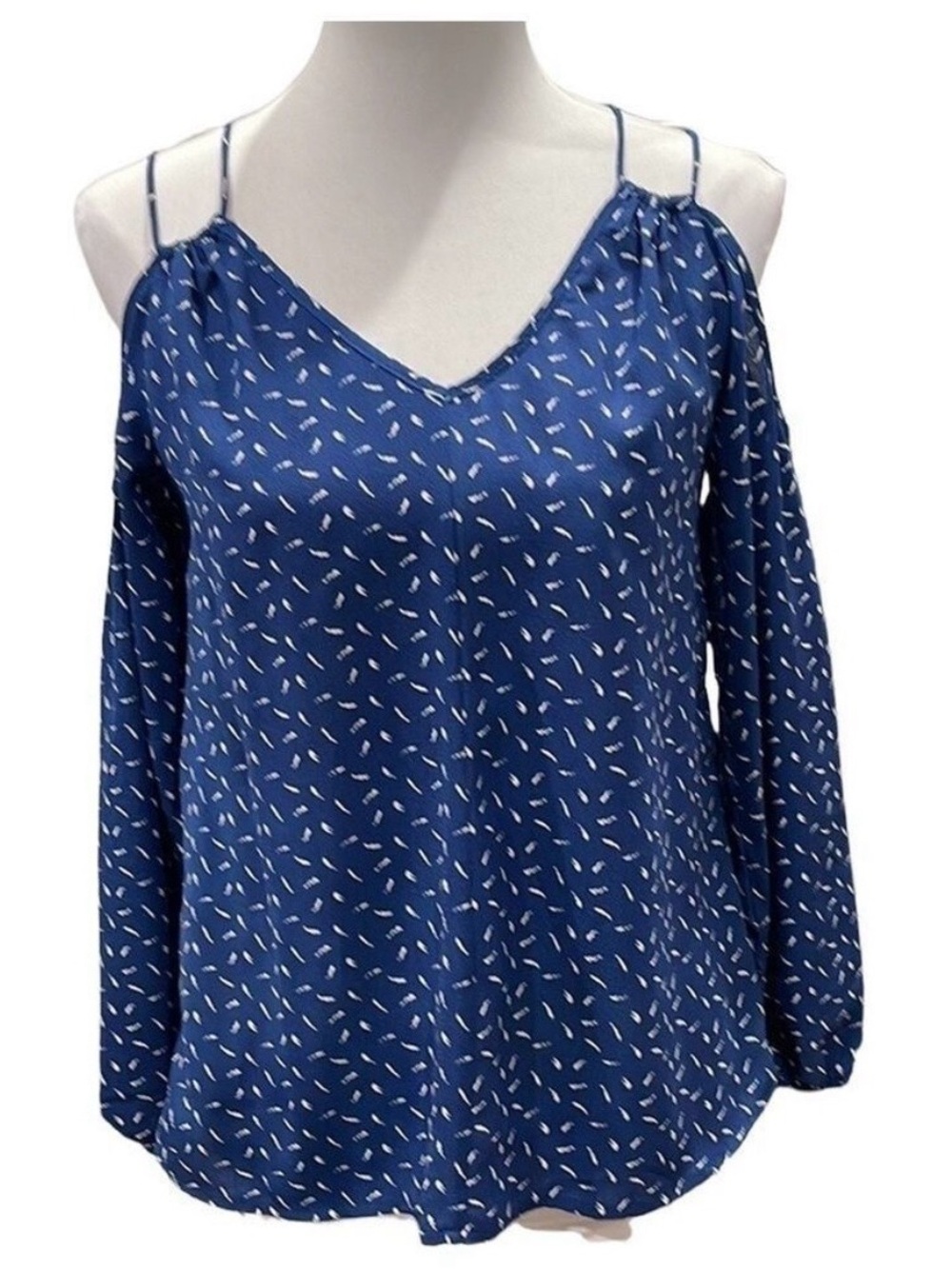 Cold-Shoulder V-Neck Ballon-sleeve in Navy with small abstract white feathers